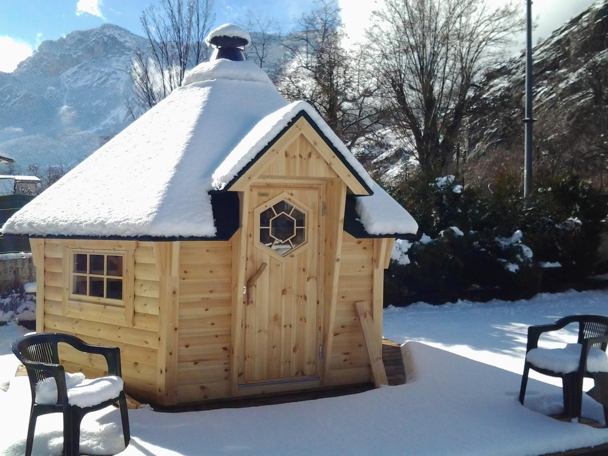 Hotel La Gare LʼArgentière-la-Bessée エクステリア 写真