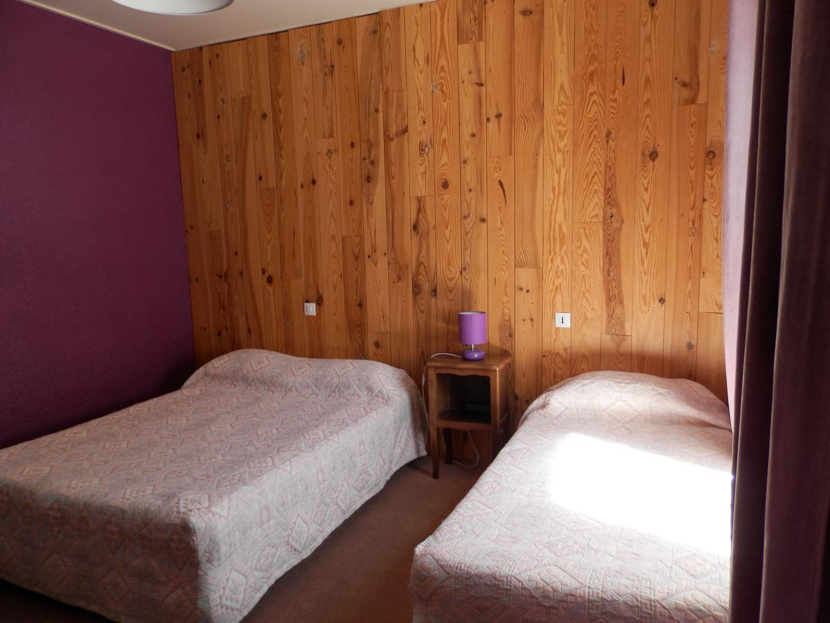 Hotel La Gare LʼArgentière-la-Bessée エクステリア 写真