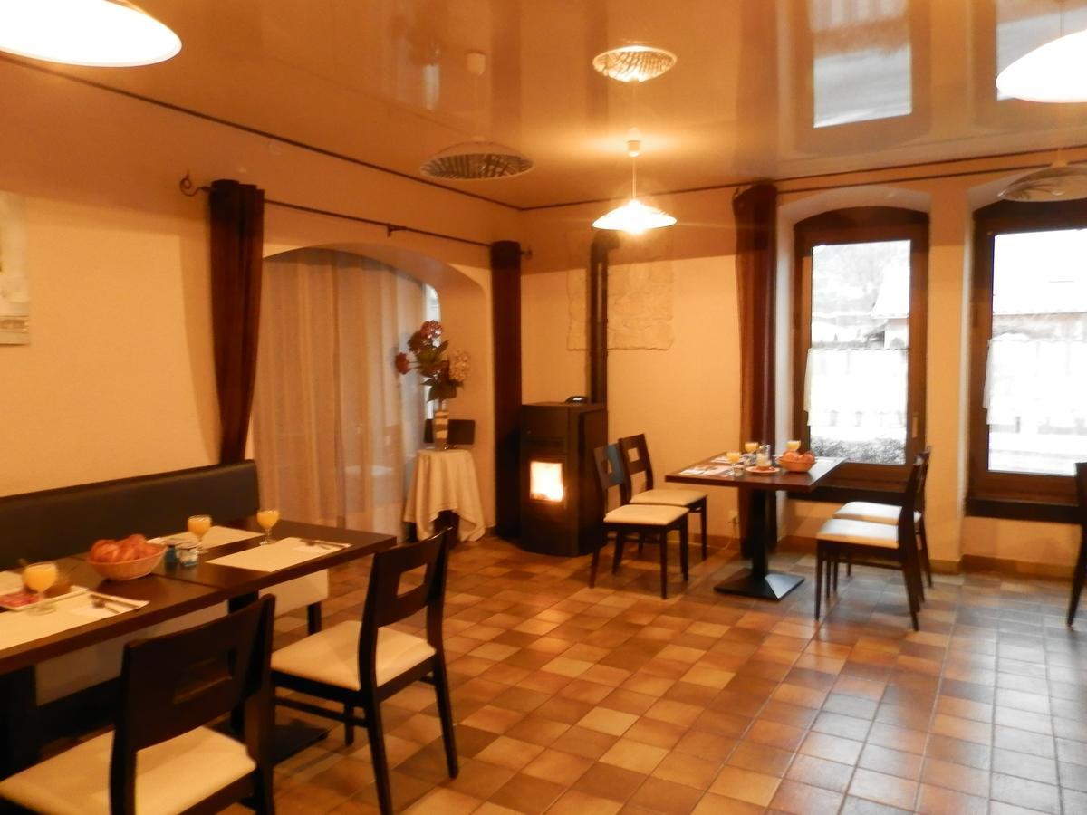 Hotel La Gare LʼArgentière-la-Bessée エクステリア 写真