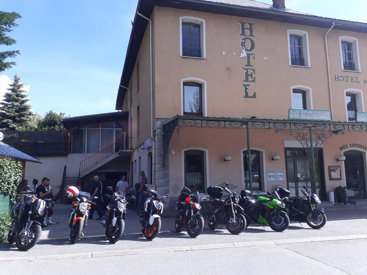 Hotel La Gare LʼArgentière-la-Bessée エクステリア 写真